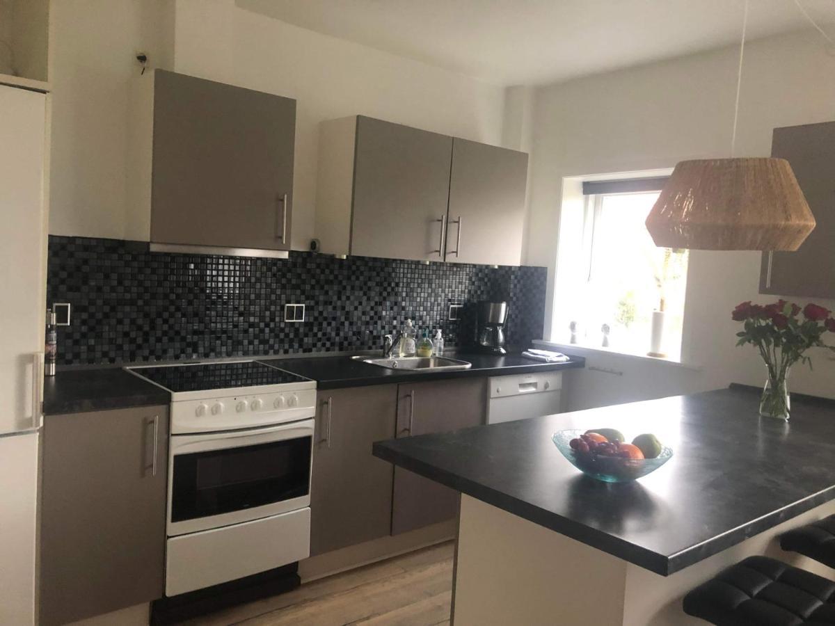 Gronnegade - Taet Pa Esbjerg C Apartamento Exterior foto